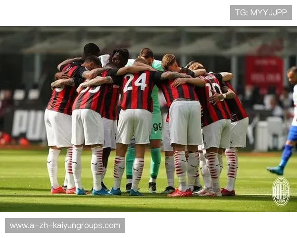 AC米兰直塞突入禁区的线路选择极具侵略性