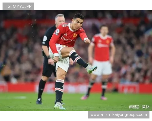 C罗再次梅开二度，曼联4-0大胜热刺，士气高涨